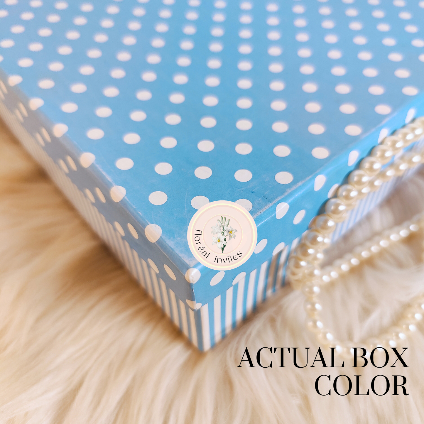 Landing with Love - (Pao 4x4x2) Baby Announcement Box